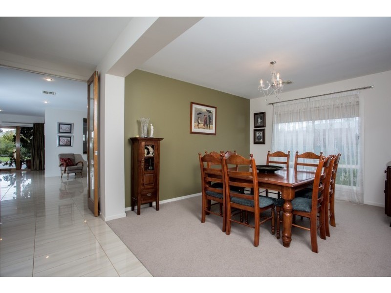 12 Arlington Court, Maiden Gully VIC 3551
