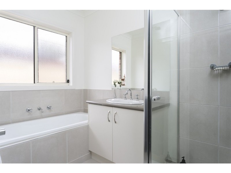 17 Kennewell Street, White Hills VIC 3550