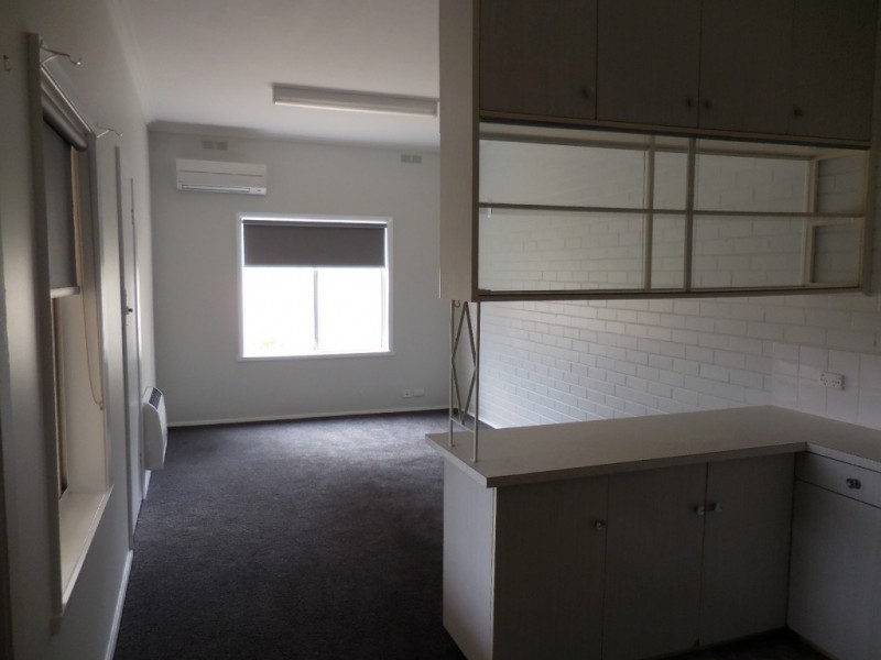 3/6 Race Street, Flora Hill VIC 3550