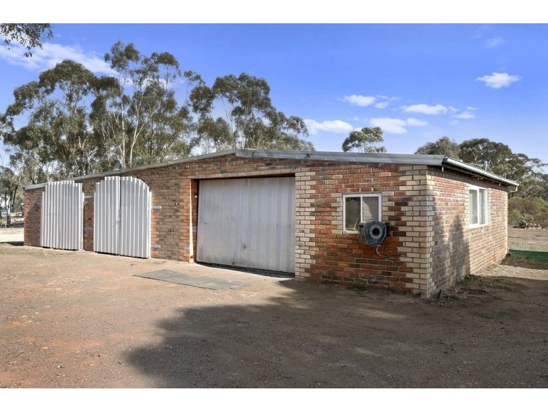 155 Scotts Road, Neilborough VIC 3570
