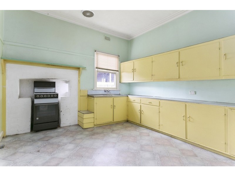 39 Simpsons Road, Eaglehawk VIC 3556