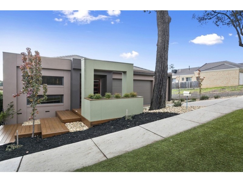 3 Harley Street, Strathdale VIC 3550