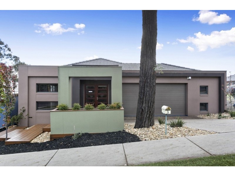 3 Harley Street, Strathdale VIC 3550