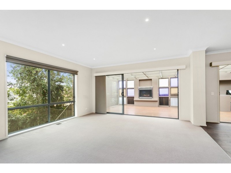 3 Harley Street, Strathdale VIC 3550