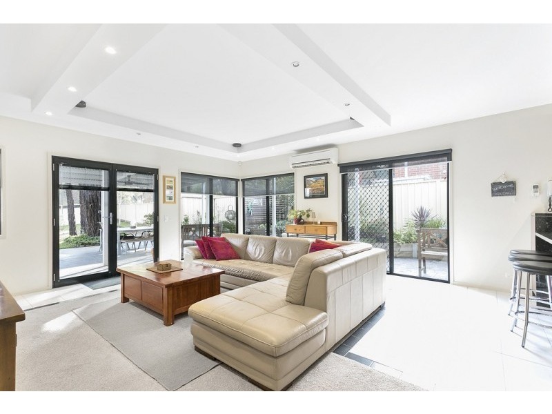 1 Philden Way, Spring Gully VIC 3550