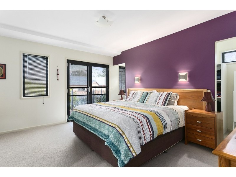 1 Philden Way, Spring Gully VIC 3550