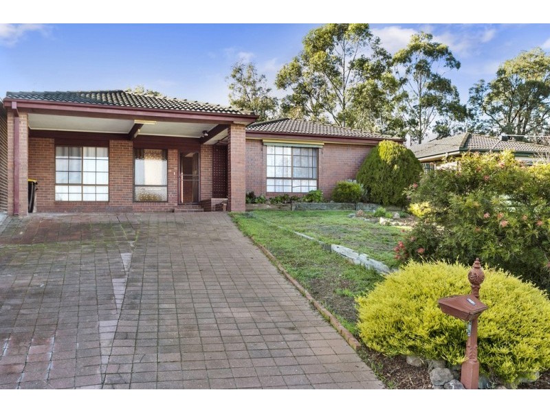 1/4 Marinna Court, Strathdale VIC 3550