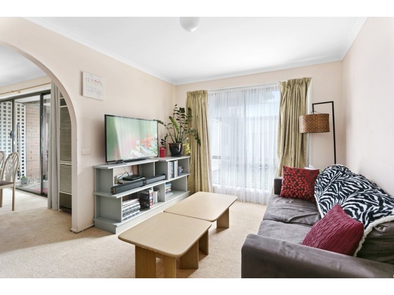 1/4 Marinna Court, Strathdale VIC 3550