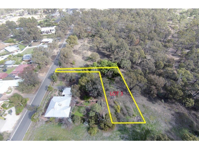 11 Curtain Street, Eaglehawk VIC 3556