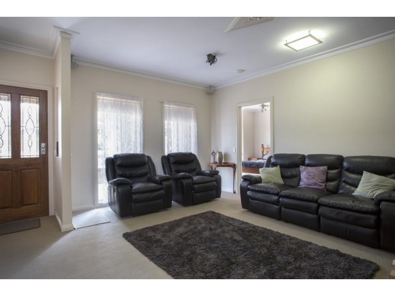 89 Mistletoe Street, Golden Square VIC 3555
