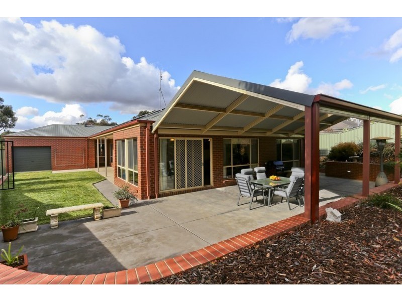 30 Keogh Drive, Spring Gully VIC 3550