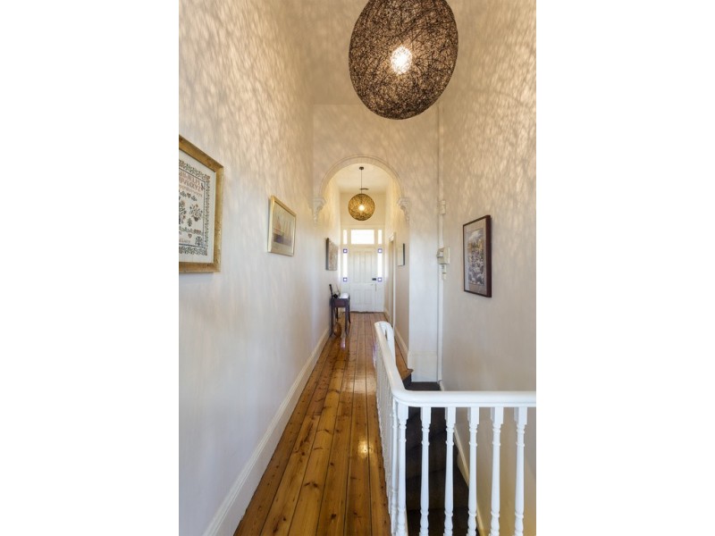 37 MacKenzie St, Bendigo VIC 3550