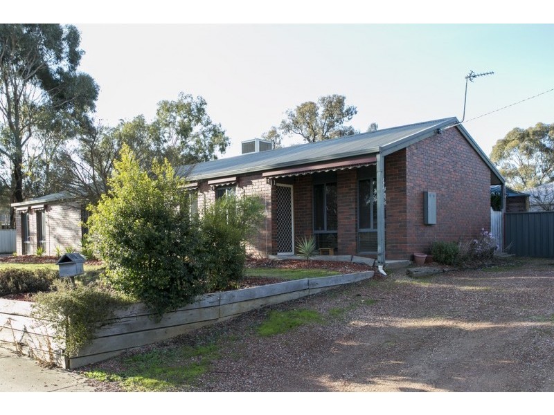 191 Simpsons Road, Eaglehawk VIC 3556