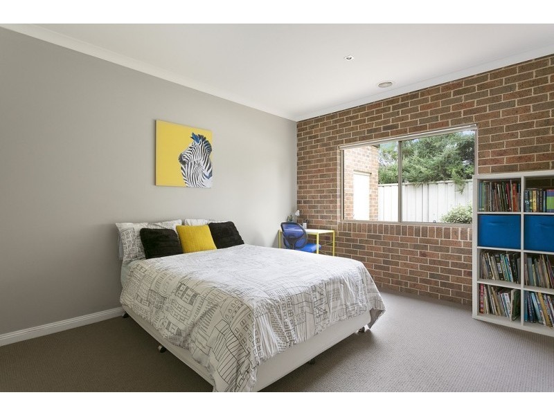 8 Alkoomi Court, Ascot VIC 3551