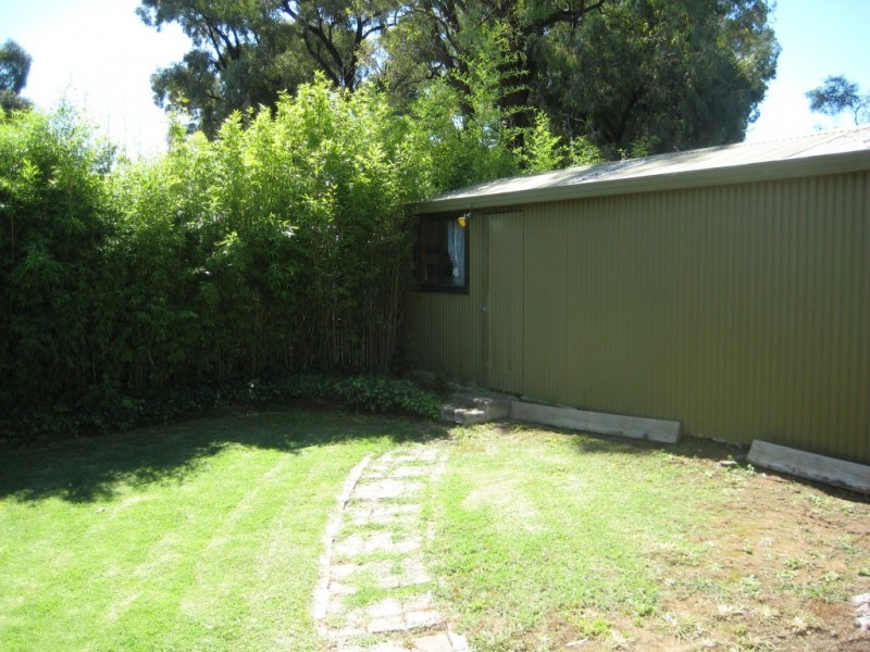 36 Harkness Street, Quarry Hill VIC 3550