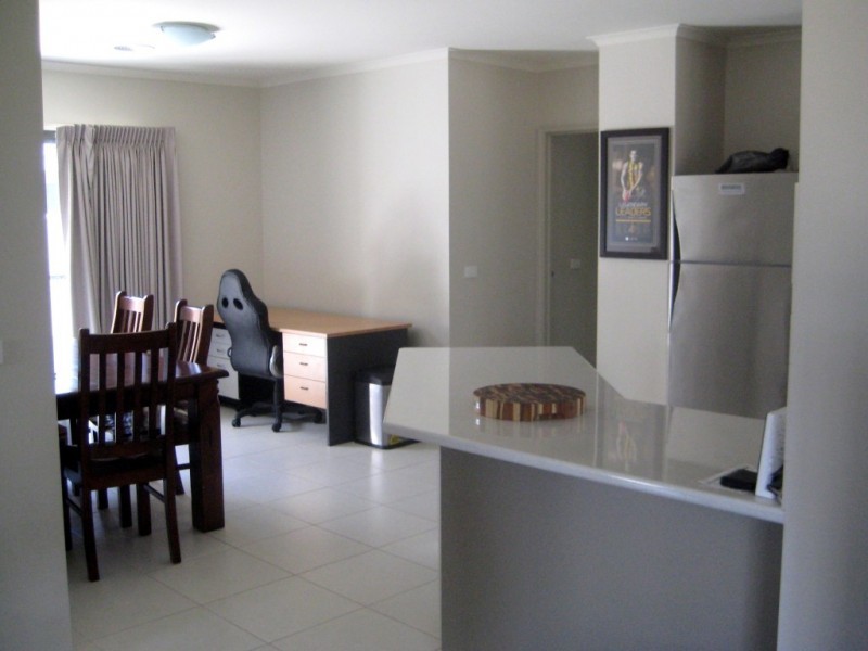 20 Edgewater Close, Eaglehawk VIC 3556