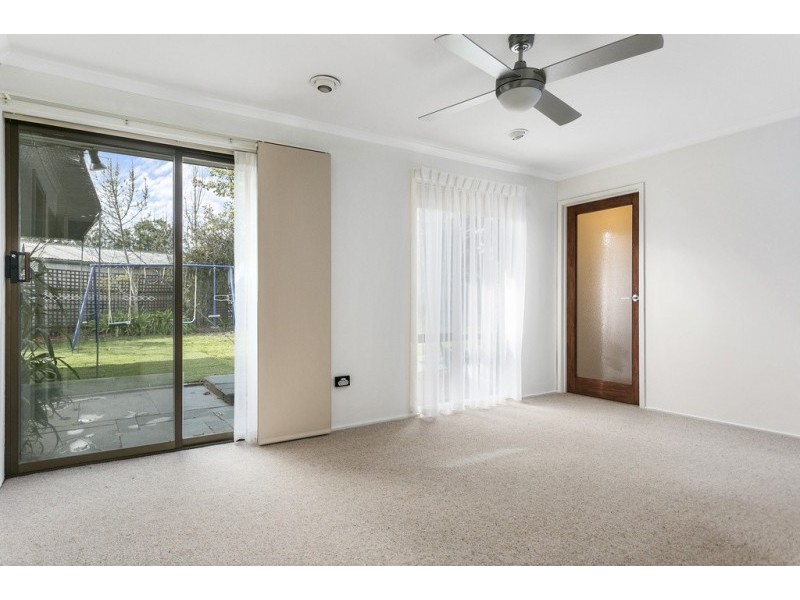 17 Strickland Street, Ascot VIC 3551