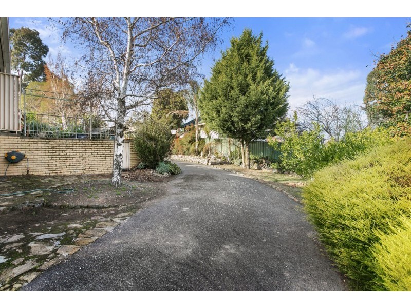 4 Steane Street, Kennington VIC 3550