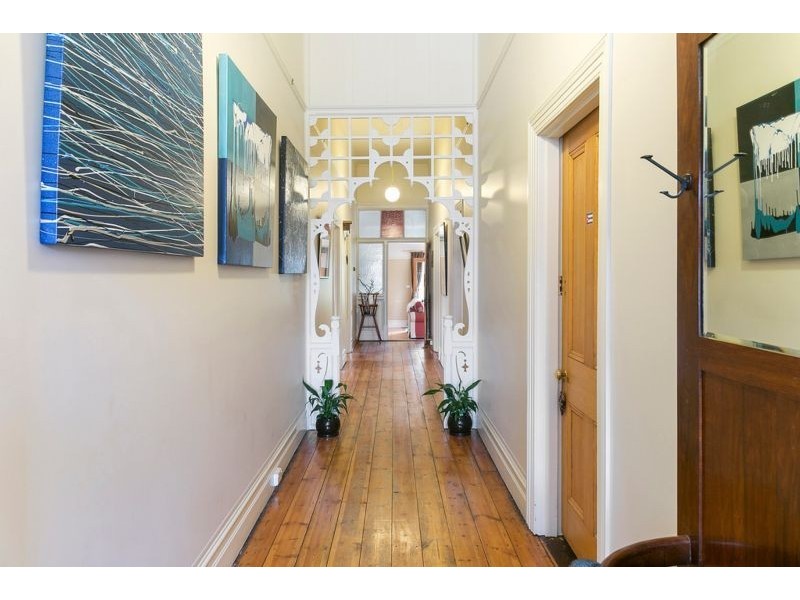 16 Palmerston Street, Quarry Hill VIC 3550