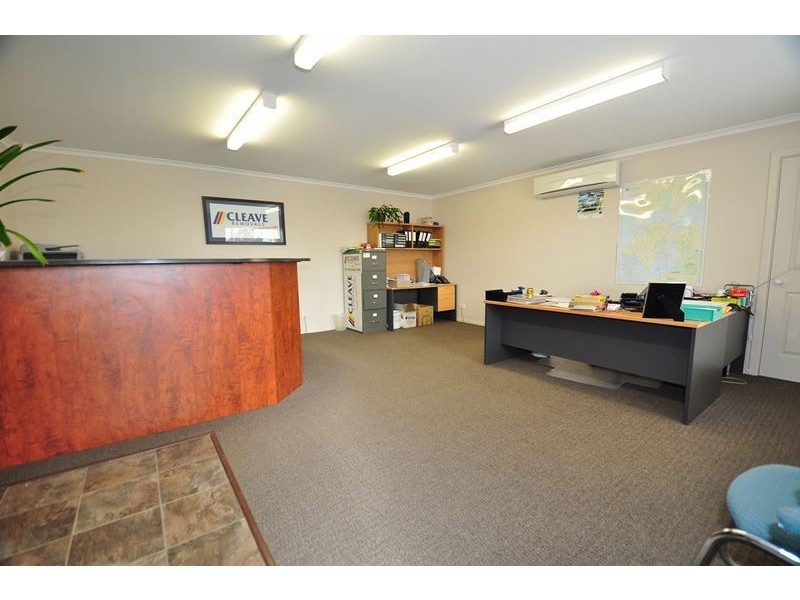 Unit 2/35-39 Howard Street, Epsom VIC 3551