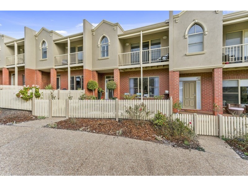 9/190 St Aidans Road, Kennington VIC 3550