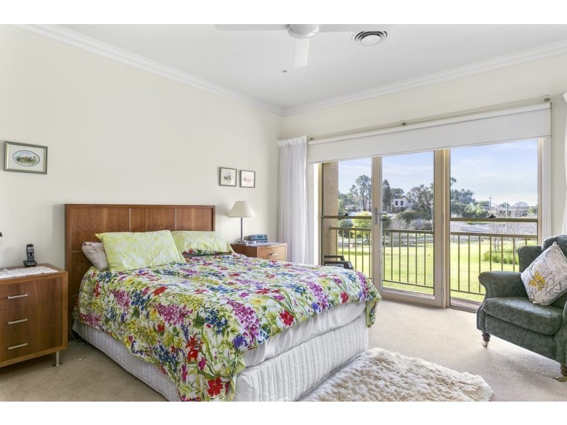 9/190 St Aidans Road, Kennington VIC 3550