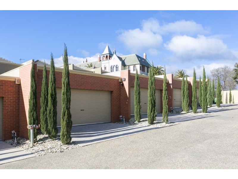 9/190 St Aidans Road, Kennington VIC 3550