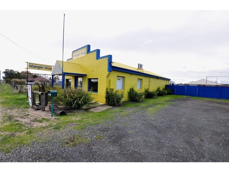 228 Midland Highway, Epsom VIC 3551