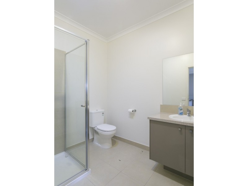 4/67 Osborne Street, Flora Hill VIC 3550