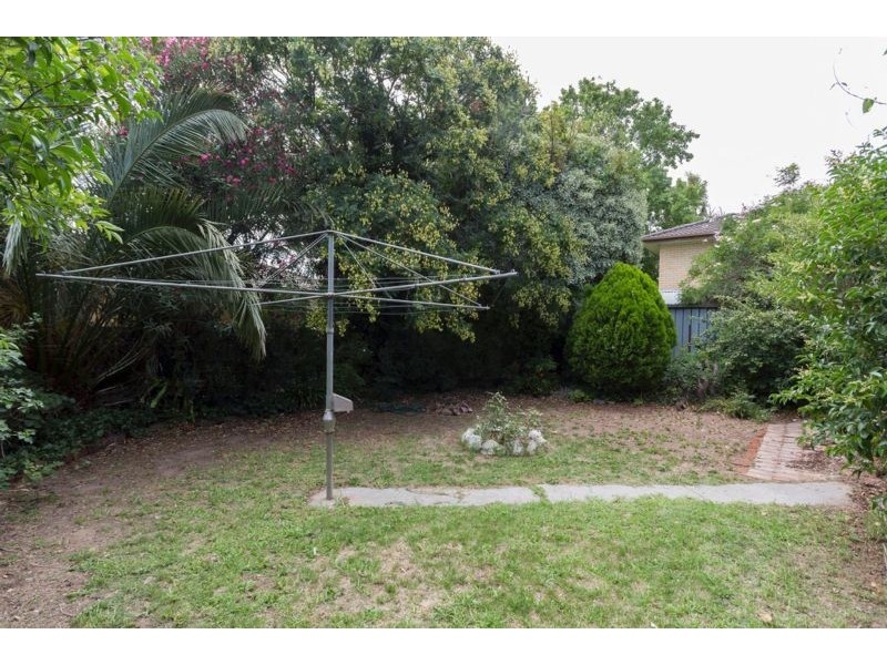 13 Oak Street, Golden Square VIC 3555