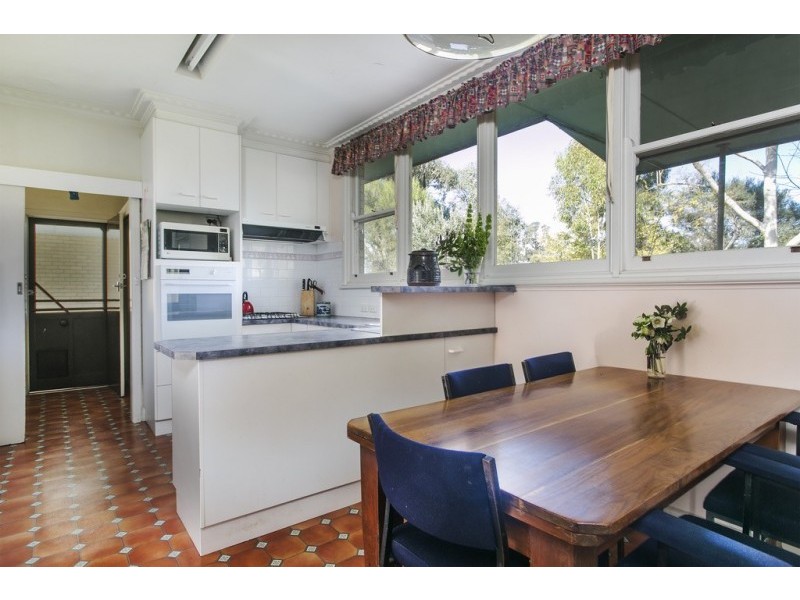 110 Lockwood Road, Kangaroo Flat VIC 3555