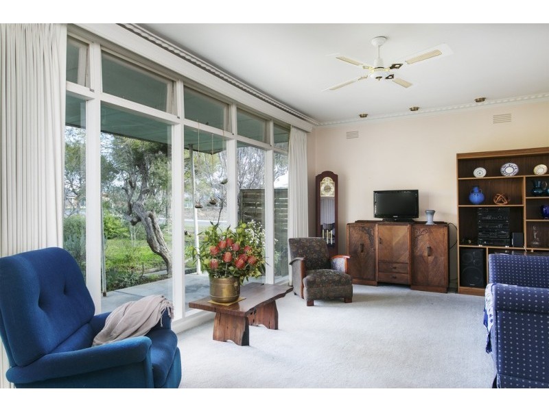 110 Lockwood Road, Kangaroo Flat VIC 3555