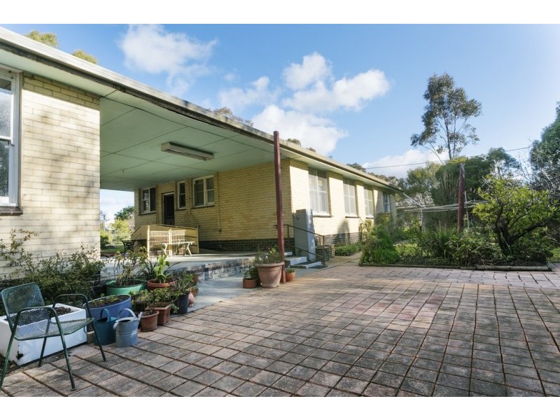 110 Lockwood Road, Kangaroo Flat VIC 3555