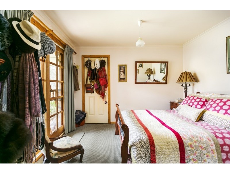 275 Palmer Road, Neilborough VIC 3570