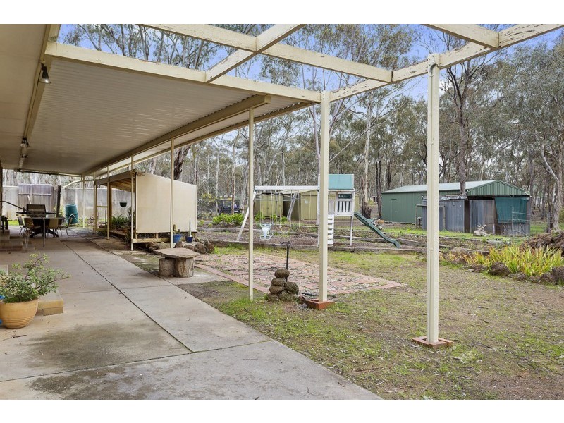 50 Cemetery Road, Lockwood VIC 3551