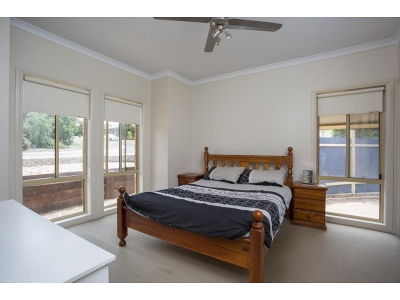 89 Mistletoe Street, Golden Square VIC 3555