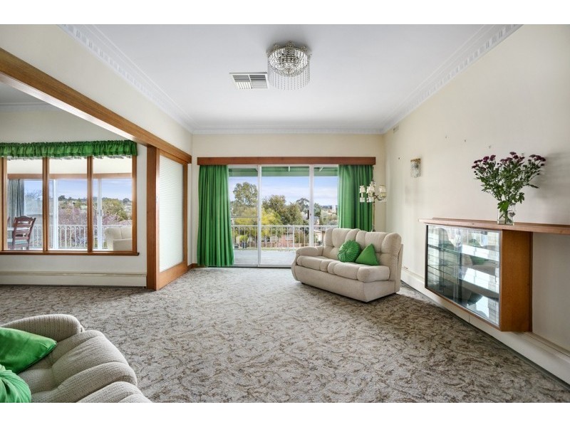 119 St Aidans Road, Kennington VIC 3550