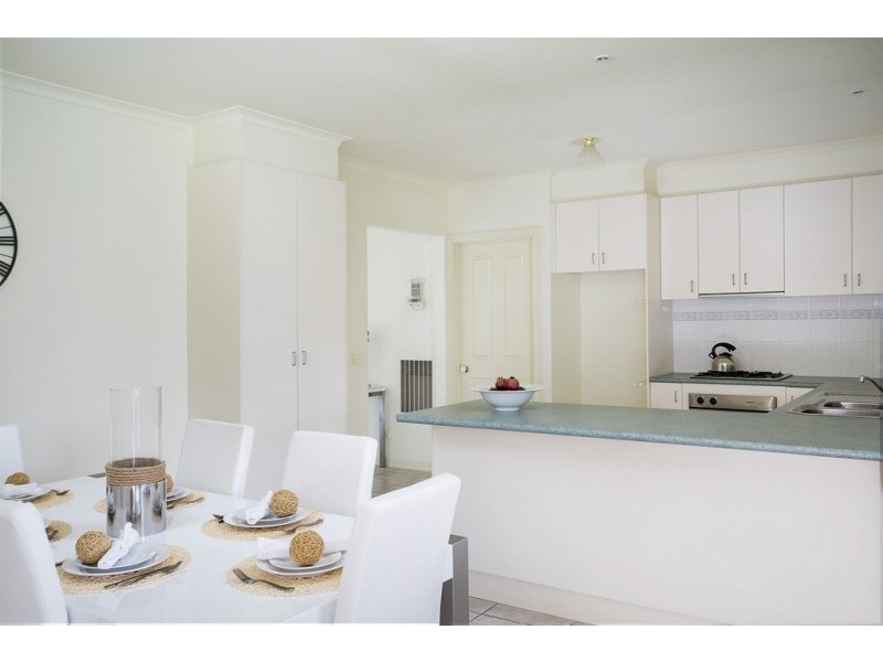 46 Palm Avenue, Spring Gully VIC 3550