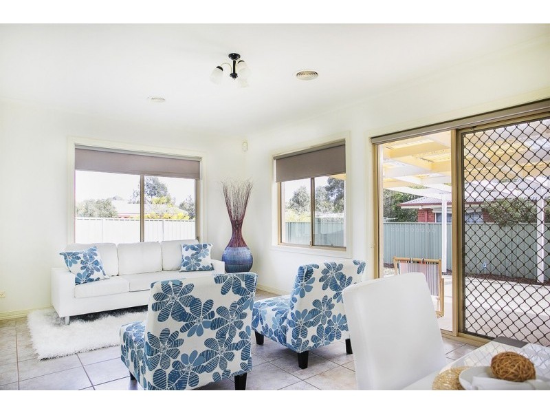 46 Palm Avenue, Spring Gully VIC 3550