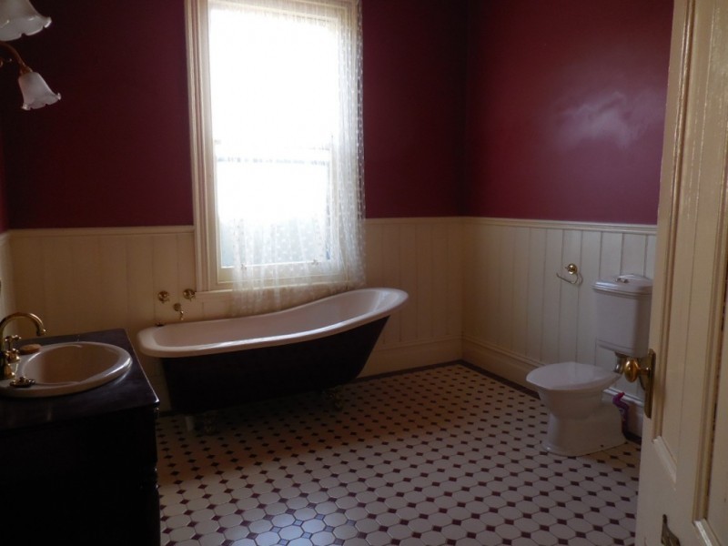 27 Sterry Street, Golden Square VIC 3555