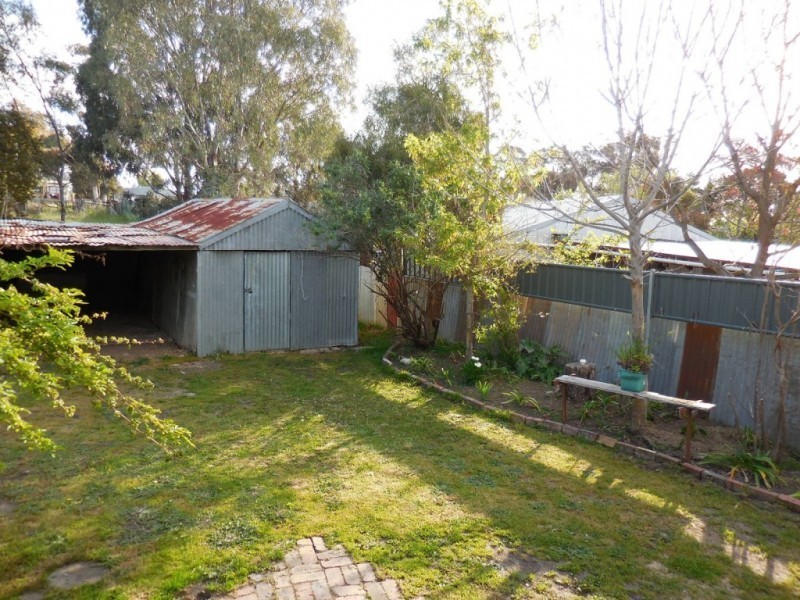 27 Sterry Street, Golden Square VIC 3555