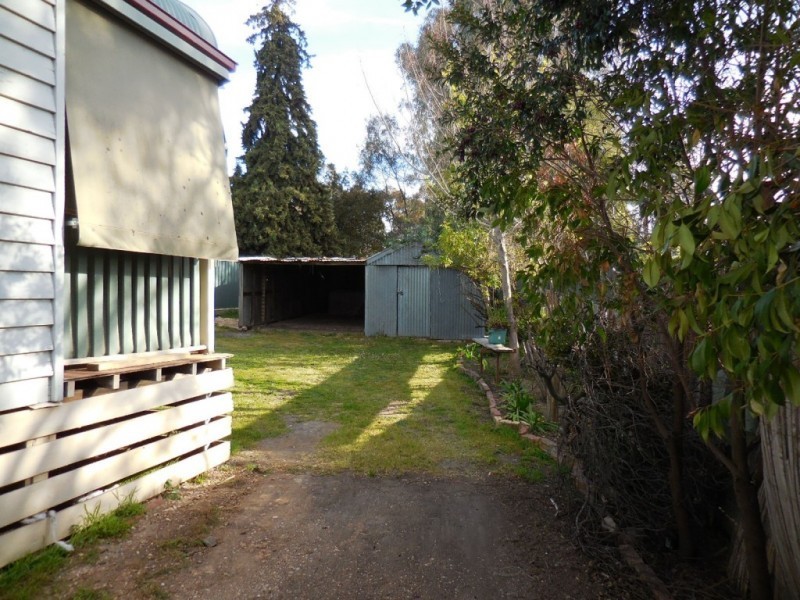 27 Sterry Street, Golden Square VIC 3555