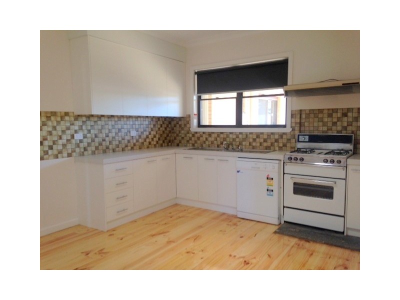 24 Clarke Street, Kennington VIC 3550