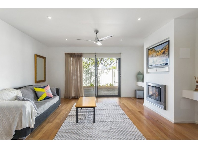 2C Staley Street, California Gully VIC 3556