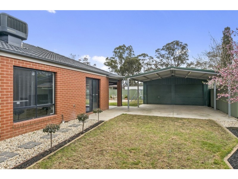 5 Apsley Lane, Strathfieldsaye VIC 3551