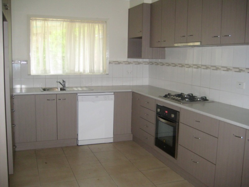 5 Beaumont Court, Flora Hill VIC 3550