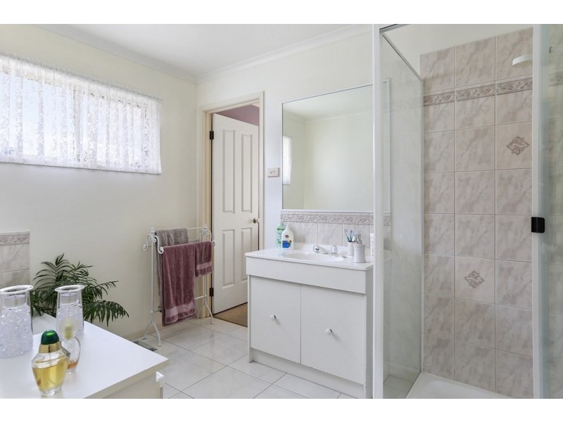 3A Shelley Street, Spring Gully VIC 3550