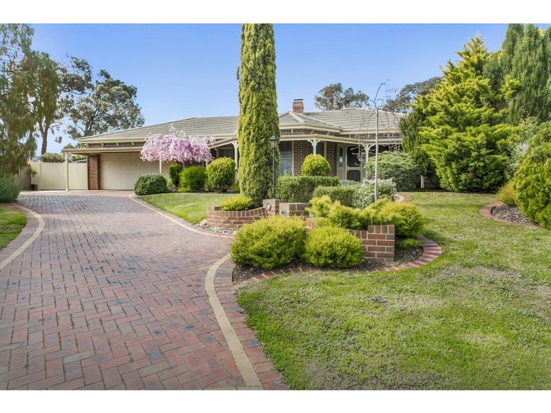 5 Harrods Court, Strathdale VIC 3550