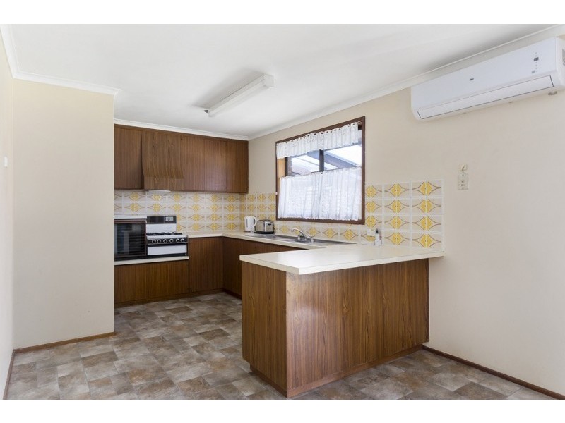 28 Thomas Street, Kangaroo Flat VIC 3555