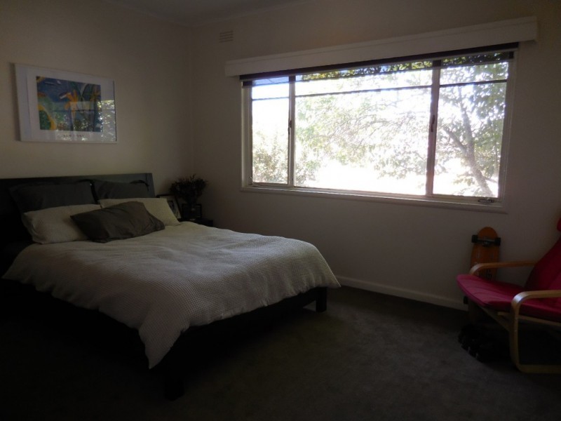 29 Clarence Avenue, Kennington VIC 3550